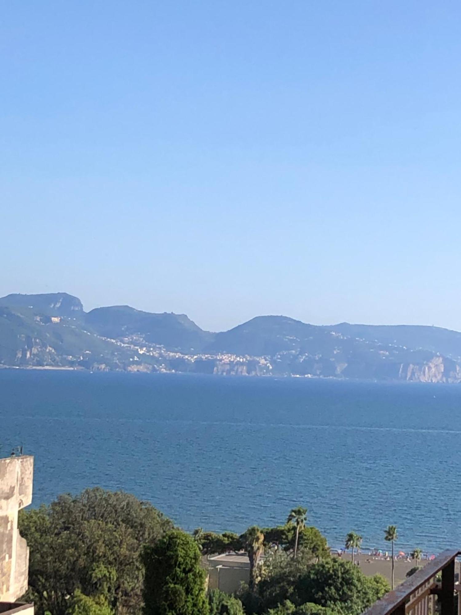Sogno Di Mezza Estate Appartement Torre Annunziata Buitenkant foto